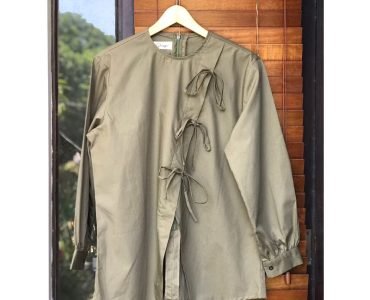 Jeena Shirt1